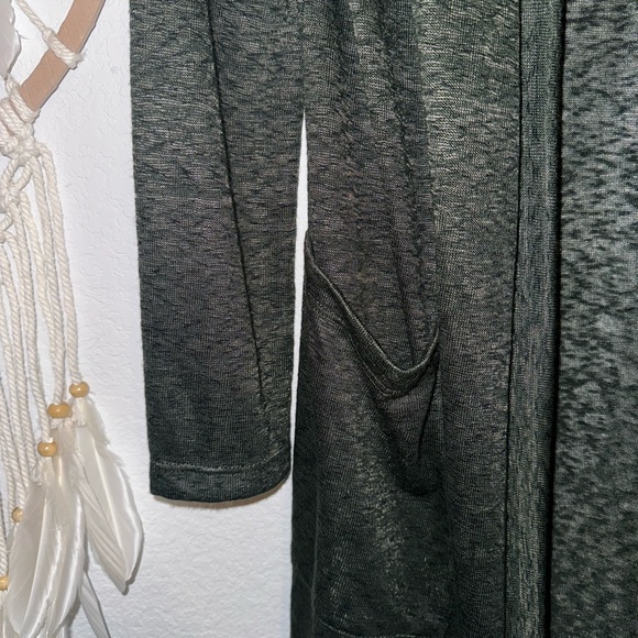 Green native people cardigan size small - Picture 3 of 4